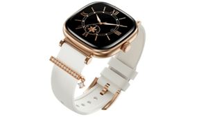 Why Smartwatches Make a Great Women's Day Gift