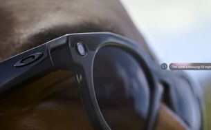 Ray-Ban Meta Glasses Can Now Guide You While Walking