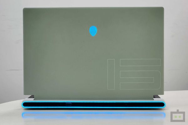 Alienware x15 R2 Review