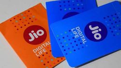 জিও দিচ্ছে বছরে 750 GB, এয়ারটেল দিনে 3 GB ডাটা