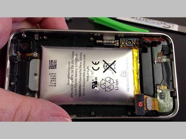 খারাপ ও ফুলে যাওয়া ব্যাটারি