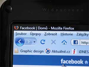 Now Access Facebook Without The Internet!