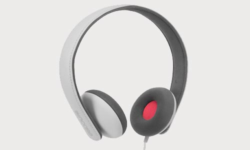 Incase Reflex headphones with integrated microphone for Apple gadgets