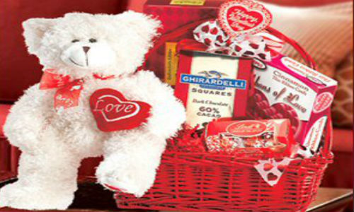 Cyber criminals await Valentines Day