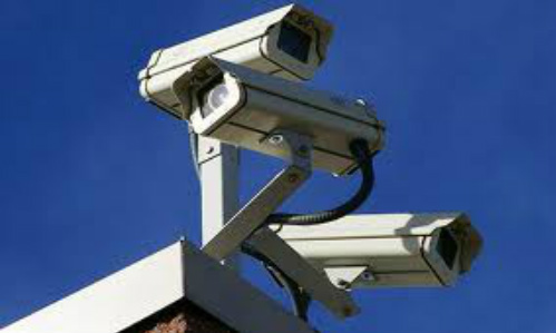 This surveillance camera detects 36 million faces in 1 second