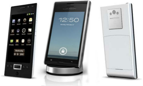 Lumigon T2; a classy phone made of glass and stainless steel