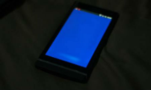 Xperia S smartphones: Overheating causes flaw in display