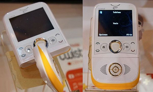 Nyx Mobile Twist Connect, a dual SIM MP3 phone