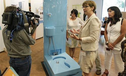 Indian firm wins Gates Foundation grant for eToilet