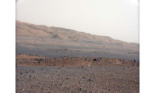 NASA Rover Returns Voice And Telephoto Views From Martian Surface [Pictures]