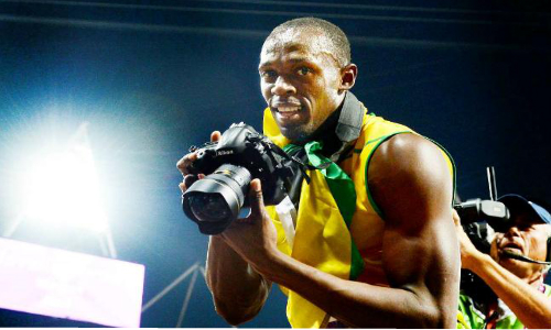 Usain Bolt: After Historic Win, Grabs Nikon D4 to Capture London Olympics 2012 [Pictures] 