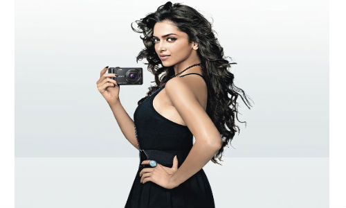 Bollywood's Top 6 Geeky Celebrities Who Endorse Big Tech Brands