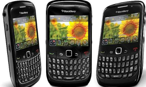 Top 5 Hottest Selling Mobile Phones Online under Rs 10,000 Price Tag