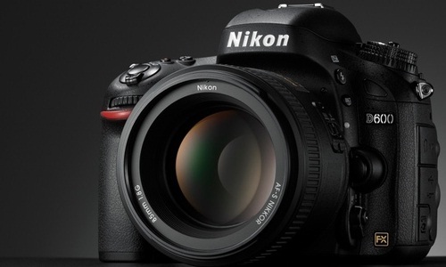 Nikon D600: Smallest, Cheapest and Lightest full-frame DSLR
