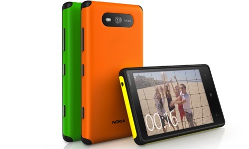 Nokia Lumia 820 comes out of its shell with Interchangeable Covers