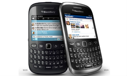 BlackBerry Curve 9220, 9320 Offered with 1 Year Free BBM Service on Airtel and Vodafone: How To Activate?