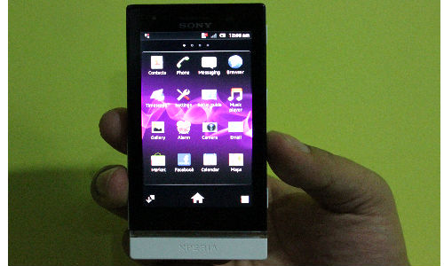 Sony Xperia U Hands-on Review
