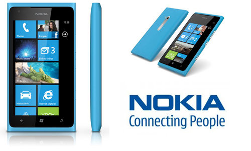 Nokia Lumia 900 Spotted Running on Windows Phone 7.8 [VIDEO]