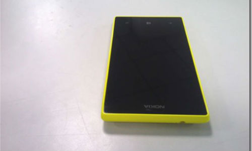 Nokia Lumia 830 Shot 2