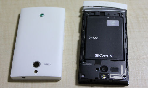 Sony Xperia U Shot 14