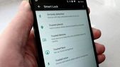 How to keep your Android phone unlocked while walking