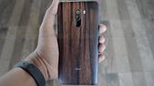 Gadgetshieldz Skinnova Skin review for the Poco F1: Customisation made easy