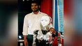 நீட்... நீட் தேர்வுக்கு பயிற்சி தரும் பெண் ரோபோ! வடசென்னை இளைஞரின் மெர்சல் கண்டுபிடிப்பு!