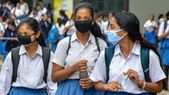 ஆன்லைன் வகுப்புக்கு 27% மாணவர்களிடம் சாதனங்கள் இல்லை: ஆய்வுத் தகவல்! ஆன்லைன் வகுப்புக்கு 27% மாணவர்களிடம் சாதனங்கள் இல்லை: ஆய்வுத் தகவல்!