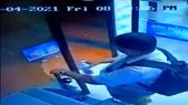 வைரல்... வைரல் வீடியோ: ATM அறையிலிருந்து 'அதை' ஏன்யா திருடான? ரொம்ப சீப்பான திருட்டு.. ஆனா மற்றவருக்கு ஆபத்து..