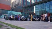 5 ஊழியர்களுக்கு BMW கார் பரிசளித்த சென்னையை சேர்ந்த நிறுவனம்.!