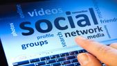 Google, Twitter, Amazon, FB..... Google, Twitter, Amazon, FB.. உங்கள் தகவல் சேகரிப்பில் எது டாப்? இனி உஷாரா இருங்க!