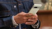 ஸ்டாக் இல்ல சார், அப்படிலாம் உடனே கிடைக்காது.. டிமாண்ட் உச்சியில் Google Pixel போன்!