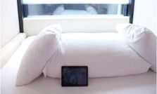 यहां लोग टैबलेट से बुक करते हैं अपना कमरा