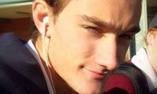 ये हैं वो जनाब जिन्‍होनें एप्‍पल की नाक में दम कर रखा है