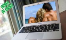 फेसबुक में डाली हनीमून की फोटो, कोर्ट ने दिया हटाने का आदेश