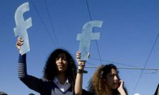 आखिर क्‍यों घट रही है फेसबुक की लोकप्रियता