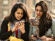 महीने में 80 घंटे इन ऐप्स को यूज करते हैं एडल्ट स्मार्टफोन यूजर्स
