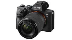 सोनी ने भारत में लांच किए पॉवरफुल मिररलेस कैमरा