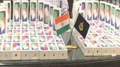 एक करोड़ से ज्यादा कीमत के iPhone X के साथ दिल्ली एयरपोर्ट पर शख्स गिरफ्तार