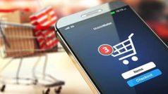 गैर जरूरी उत्पादों को बेचने के लिये ई-कॉमर्स कंपनियों को छूट नही : गृह मंत्रालय