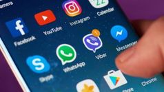 अगर आपने भी ये एंड्रॉइड ऐप्स इंस्टॉल कर रखे है, तो आपका डेटा हो सकता है चोरी