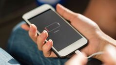 कैसे पता करें फोन में असली बैटरी है या नकली?