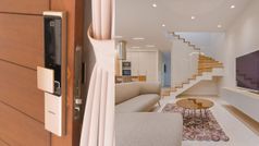 Smart Lock: कैसे टेक्नोलॉजी के साथ और आसान होगी सिक्योरिटी; बिना ताला-चाबी भी घर रहेगा सेफ