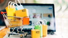 ऑनलाइन शॉपिंग में छिपे Extra Charges से परेशान? यहां करें Complaint और पाएं Refund