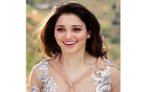 పాల సుందరితో మొదలెడితే.....