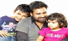 సోషల్ నెట్‌వర్క్‌లలో తెలుగు హీరోల అరుదైన ఫోటోలు!