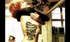 ఒళ్లంతా సెక్సీ పచ్చబొట్లు