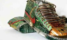 పనికిరాని చిప్‌లతో బూట్లు