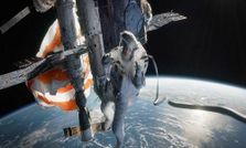 ఆశ్చర్యపరిచే గ్రాఫికల్ ఎఫెక్ట్స్‌తో ’గ్రావిటీ‘