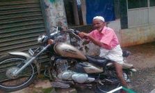 వింత లీలలు.. చూసి తరించండి!!